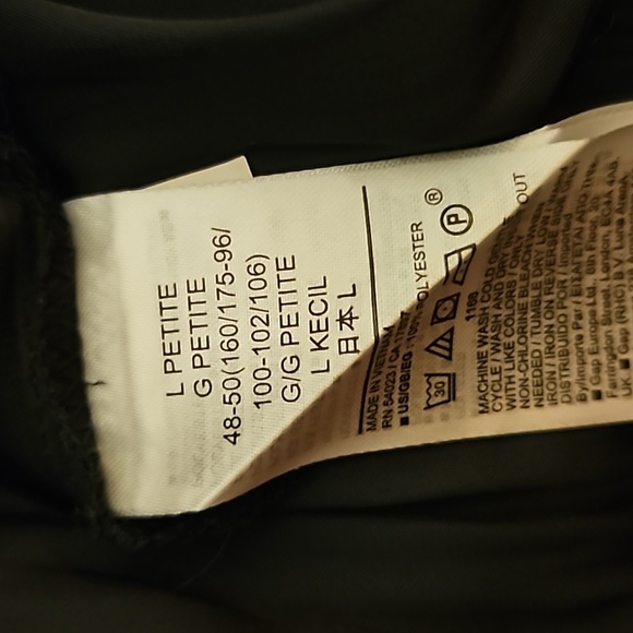 GAP Black Satin Sleeveless V-Neck Tie Waist Formal Jumpsuit Large Petite - Picture 11 of 13